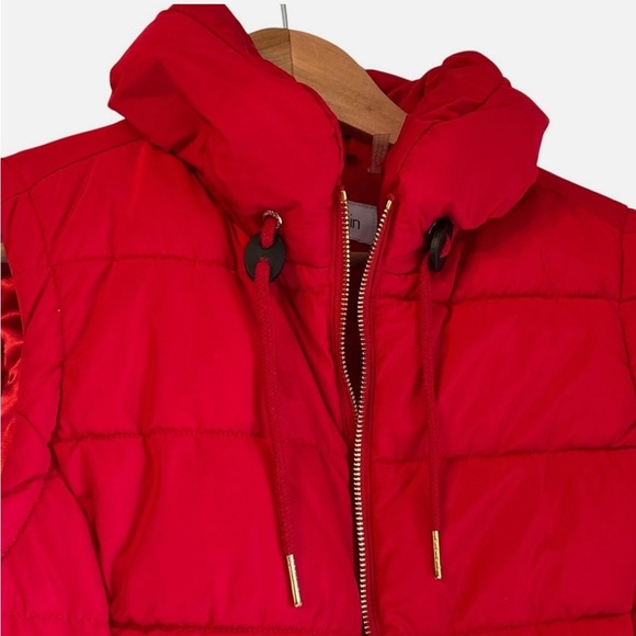 Calvin Klein Women's Red Puffer Vest Jacket Med Sporty Preppy Classic Outdoors - Picture 2 of 5